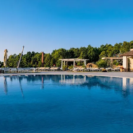 Sungarden Golf & Hotel