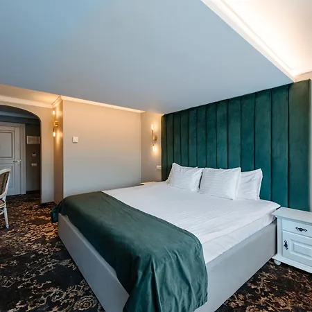 Hotel Sungarden Golf &